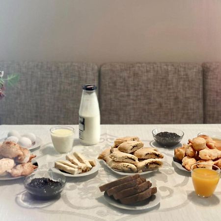 Bed & Breakfast Mina Tirana Buitenkant foto
