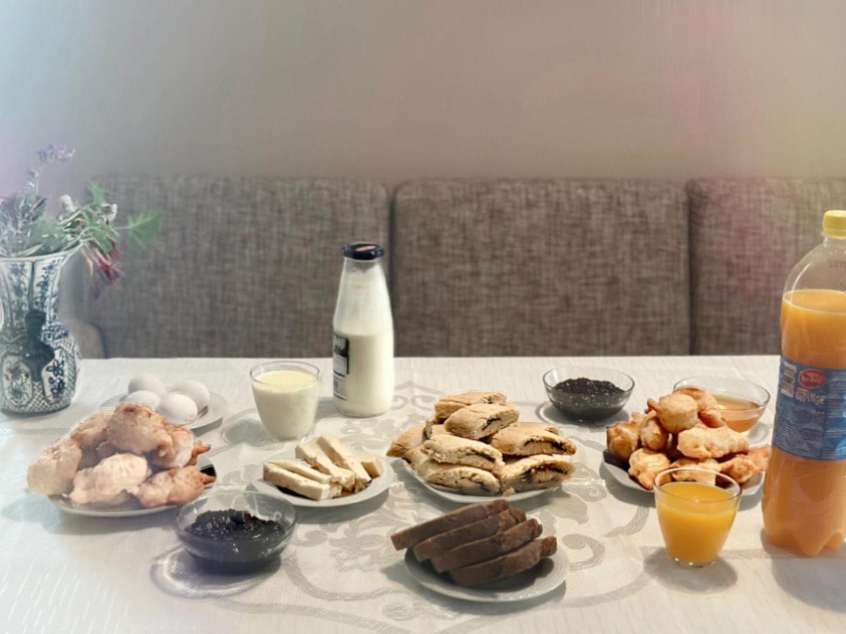 Bed & Breakfast Mina Tirana Buitenkant foto