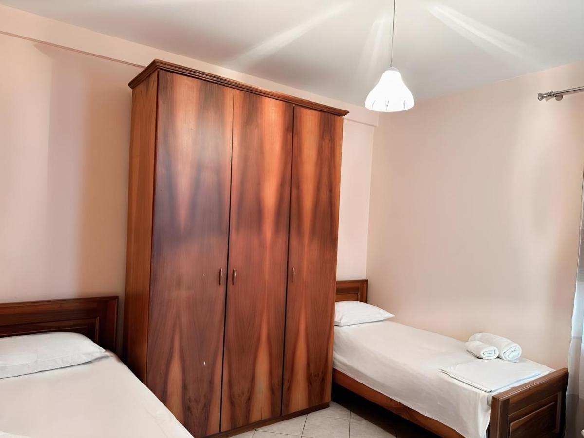 Bed & Breakfast Mina Tirana Buitenkant foto